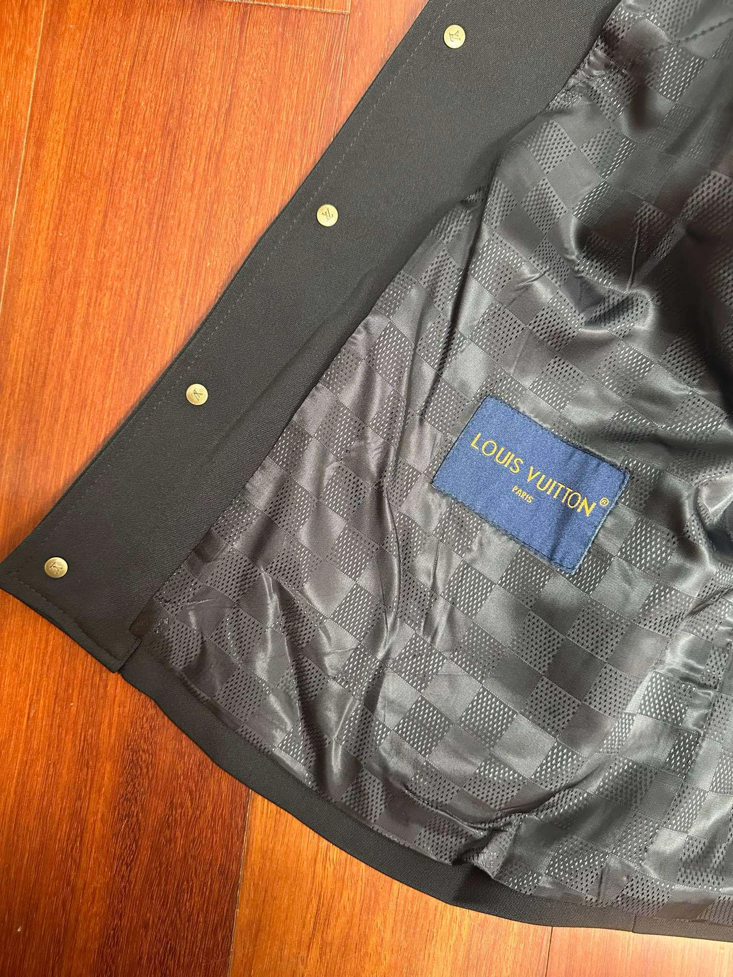 wg.luxury-- 8V wool item: E-F431I2819